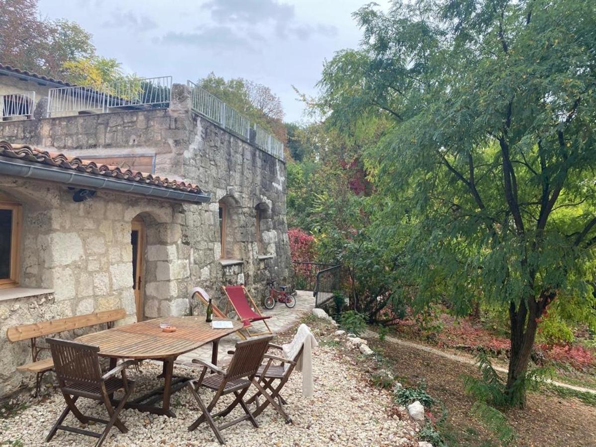 Gite Les Cabanes De Fallot Pour 15 Personnes - Piscine Naturelle L'isle-Bouzon Exteriér fotografie